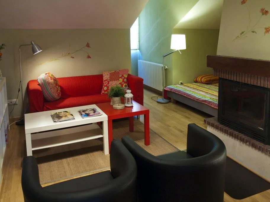 apartamentos turísticos Segovia salón 2 apartamentos turísticos Segovia salón 2