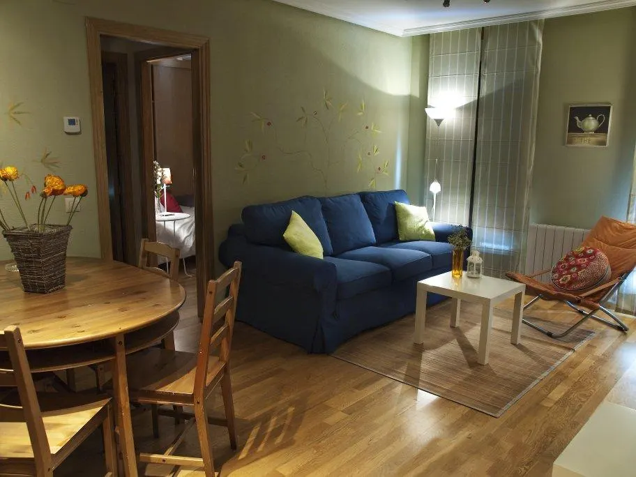 apartamentos turísticos Segovia sofá apartamentos turísticos Segovia sofá